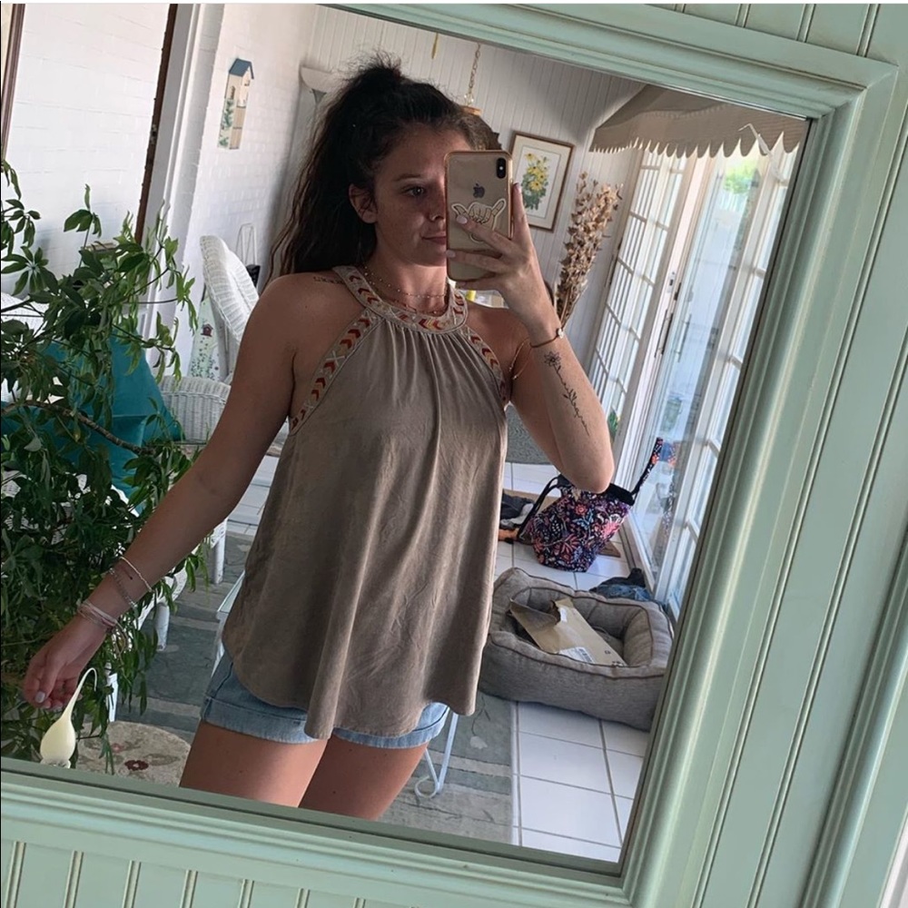 flowy tank